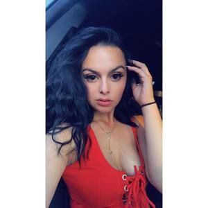 Meet your Posher, Yvonne